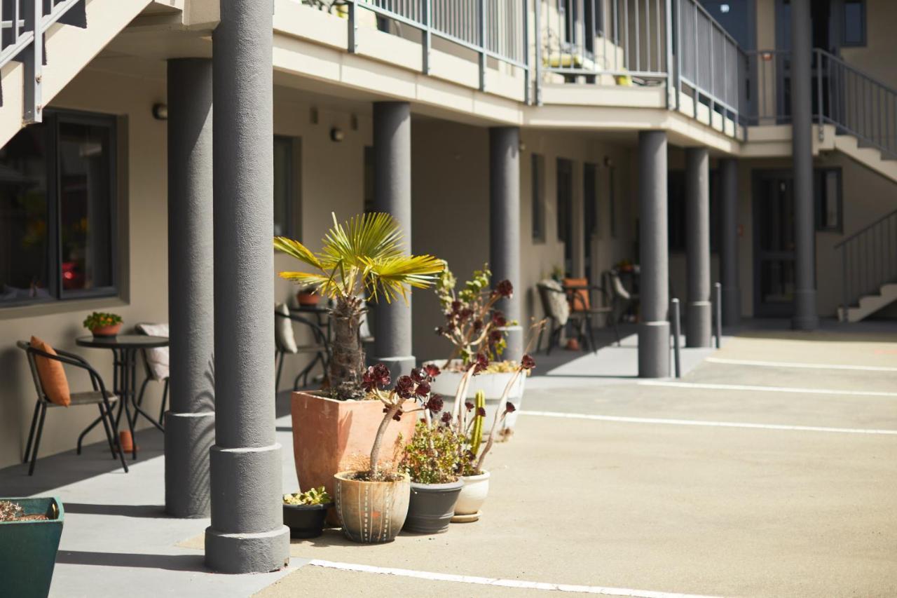 Blenheim Palms Motel Buitenkant foto