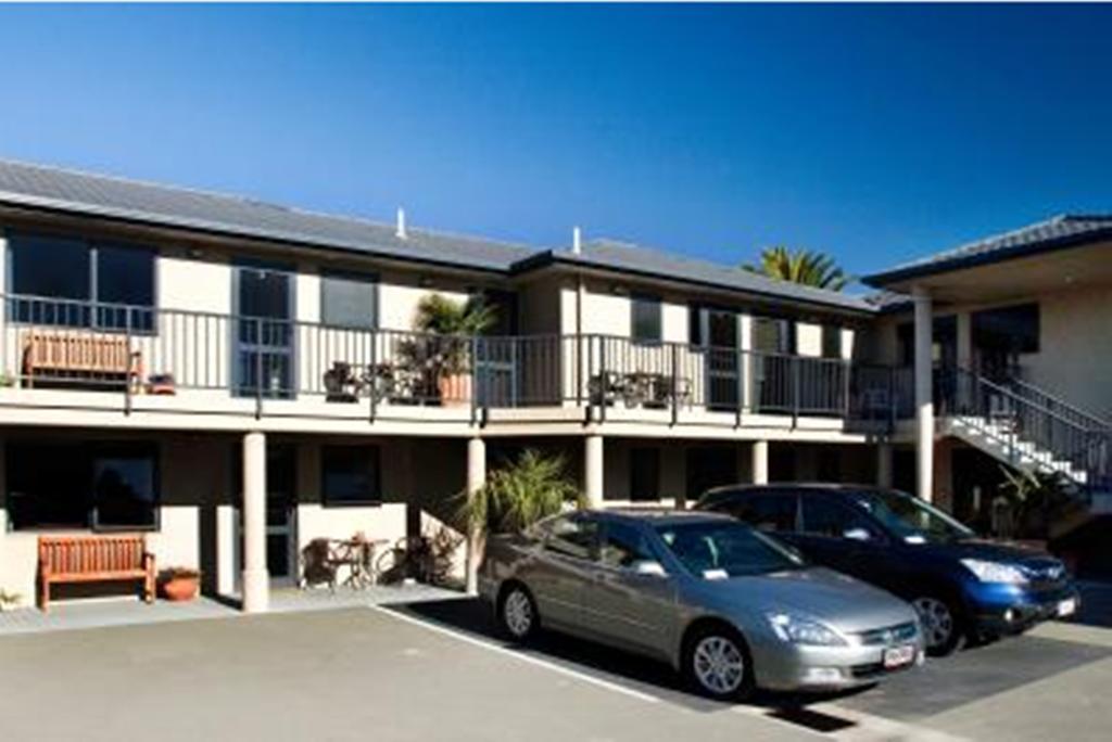Blenheim Palms Motel Buitenkant foto